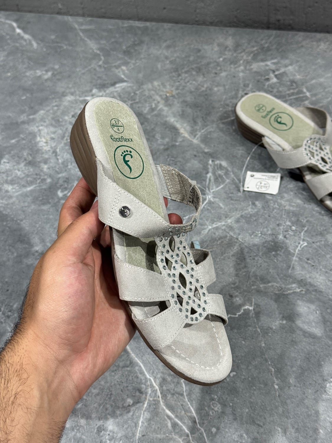 صندل باز زنانه FootFlexx مدل بندی
