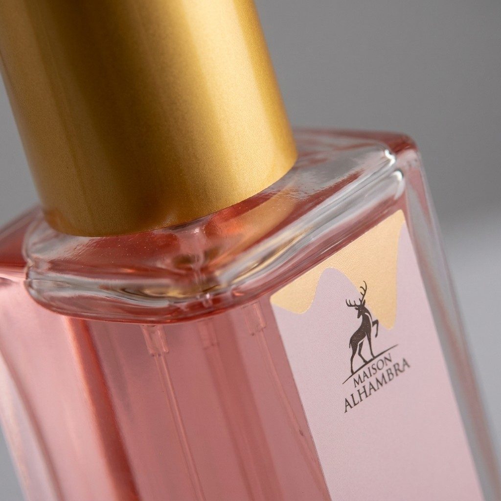 جزئیات شیشه و درب عطر زنانه الحمبرا اکلایر